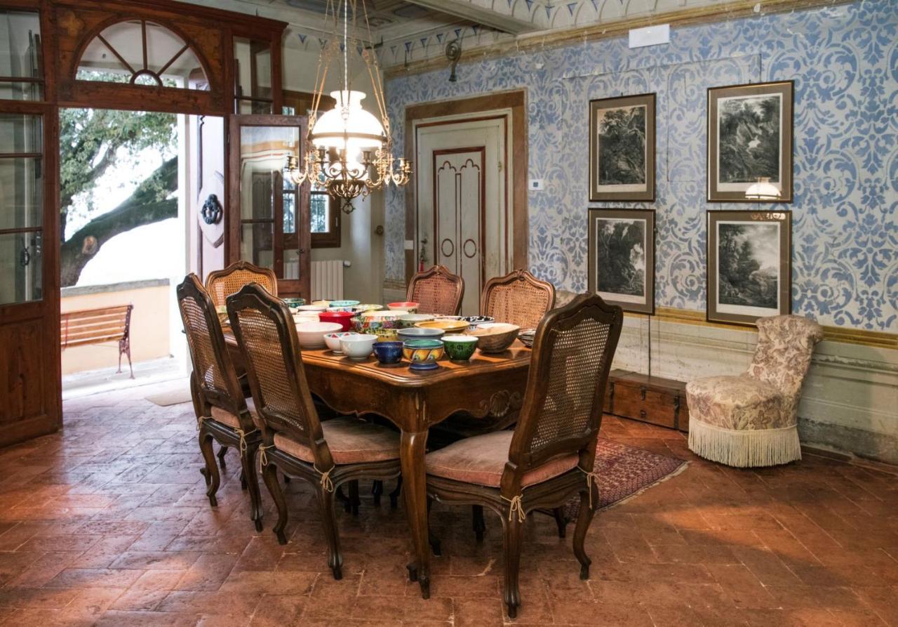 Villa Moris Bed And Breakfast Tavarnelle Val di Pesa ภายนอก รูปภาพ
