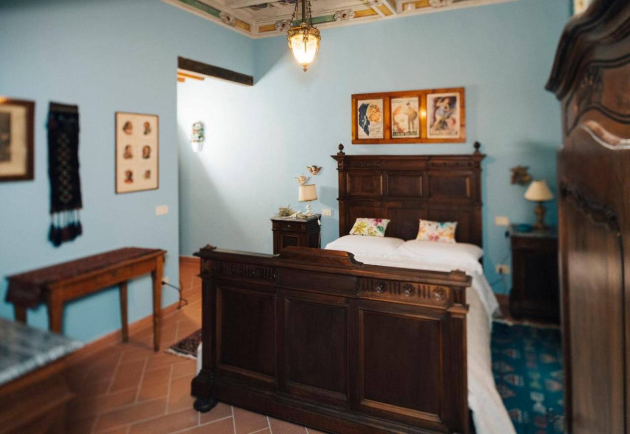 Villa Moris Bed And Breakfast Tavarnelle Val di Pesa ภายนอก รูปภาพ