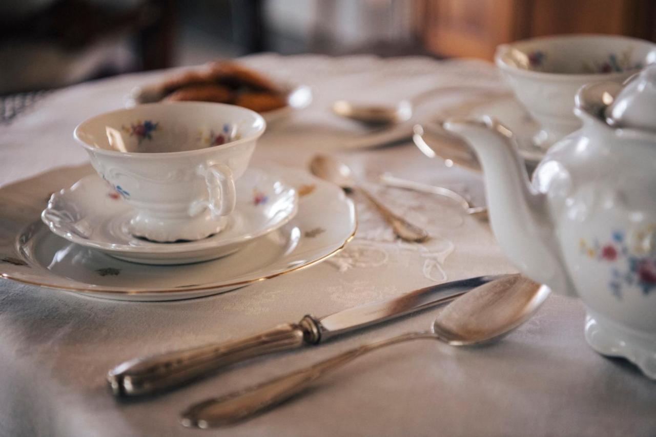 Villa Moris Bed And Breakfast Tavarnelle Val di Pesa ภายนอก รูปภาพ