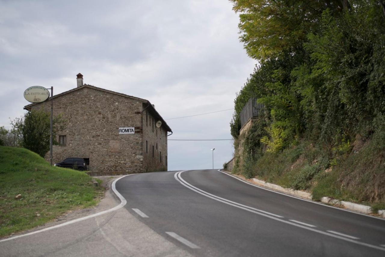 Villa Moris Bed And Breakfast Tavarnelle Val di Pesa ภายนอก รูปภาพ