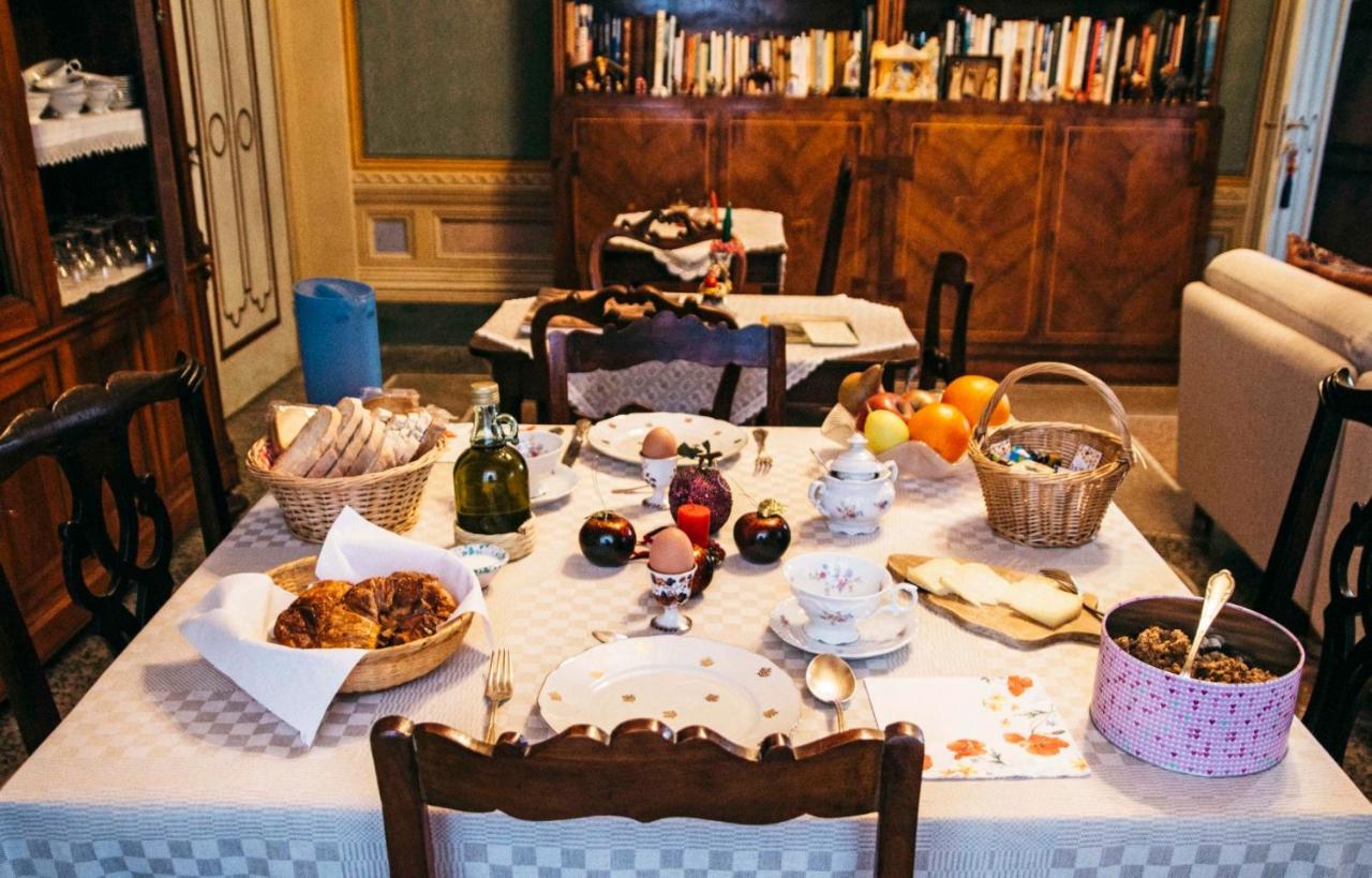 Villa Moris Bed And Breakfast Tavarnelle Val di Pesa ภายนอก รูปภาพ